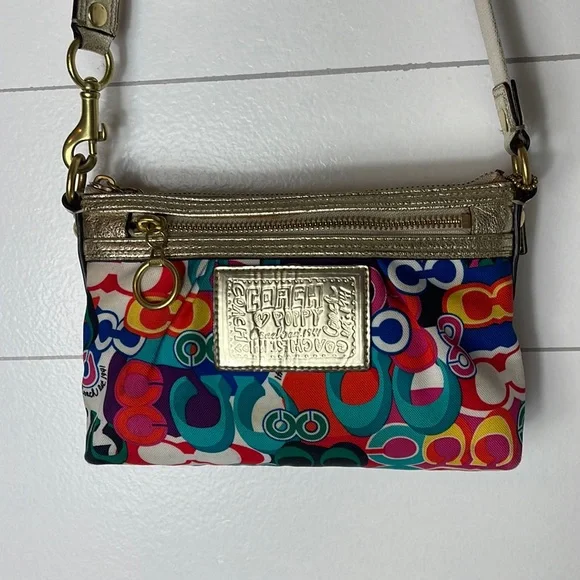 Coach Poppy Crossbody Bag - Picture 1 of 7